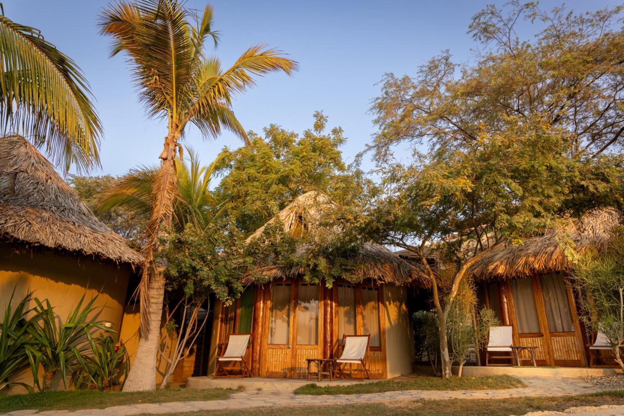 Soleil Bungalows Los Órganos Esterno foto