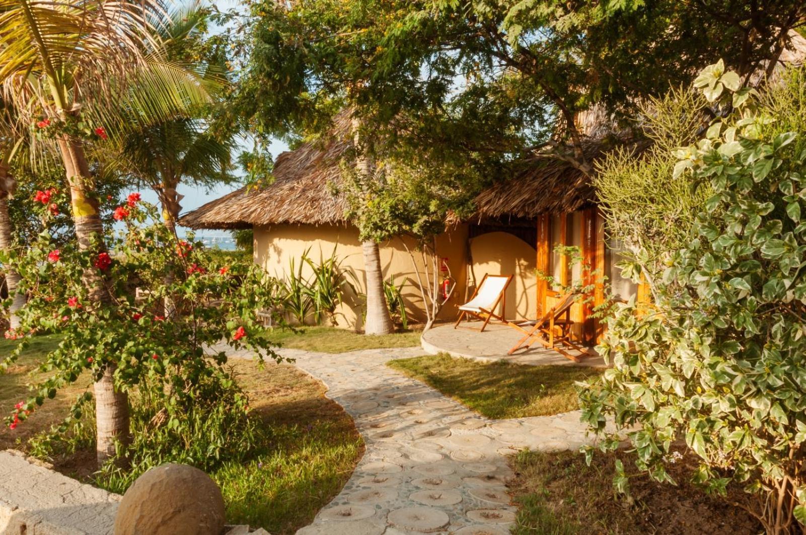 Soleil Bungalows Los Órganos Esterno foto